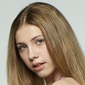 Mila Brener Profile Picture