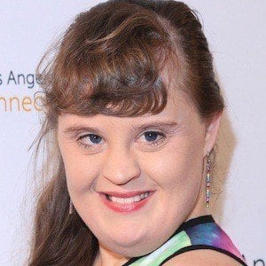 Jamie Brewer Profile Picture