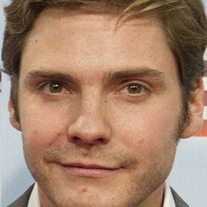 Daniel Brühl Profile Picture