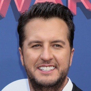Luke Bryan real cell phone number