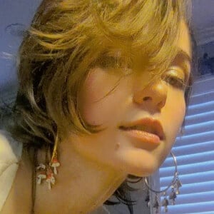 Bunnybii Profile Picture