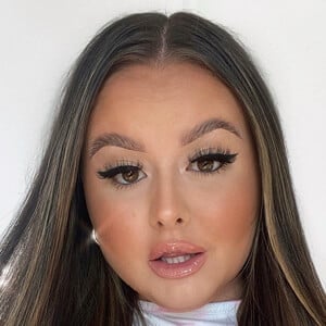 Charly Anne C - Age, Family, Bio | Famous Birthdays