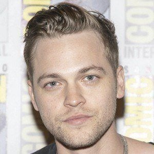 Alexander Calvert Profile Picture