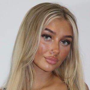 Cameronellie Profile Picture