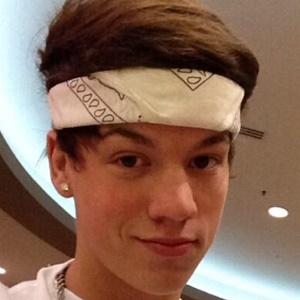 How old is taylor caniff