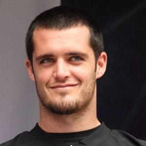 Derek Carr Profile Picture