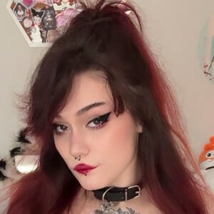 Mae Carson Profile Picture