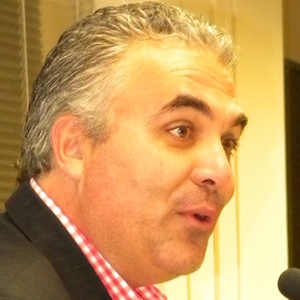 Roberto Cavada Headshot 