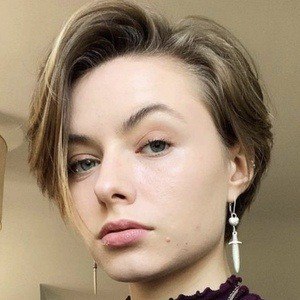 Chaotic Witch Aunt Profile Picture