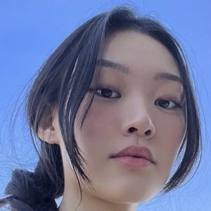 Julie Cho Profile Picture