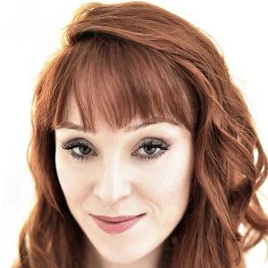 Ruth Connell - Wikipedia