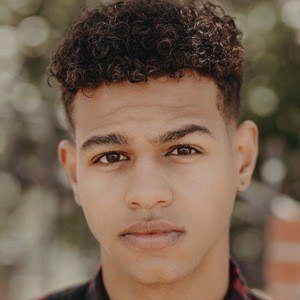 Tyler Lofton - Bio, Family, Trivia | Famous Birthdays