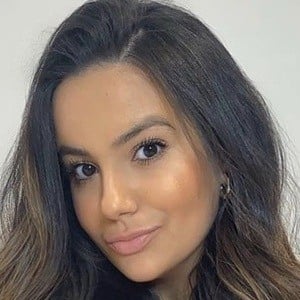 Nicole Corrales Profile Picture
