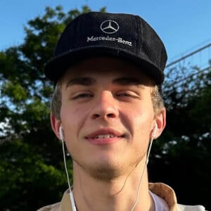Cuzahjah Profile Picture