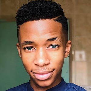 Lasizwe Dambuza Profile Picture