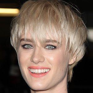 Mackenzie Davis Profile Picture