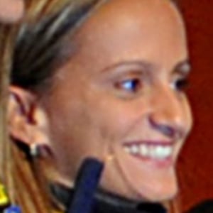 Fabiana de Oliveira Headshot 