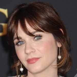 Zooey Deschanel Profile Picture