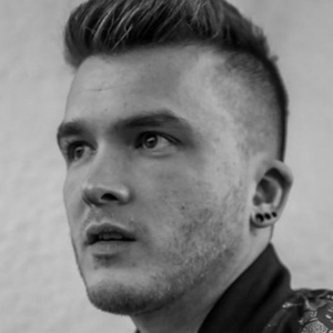 Josh Devine Profile Picture