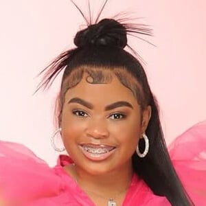 Diary's GRWM Profile Picture