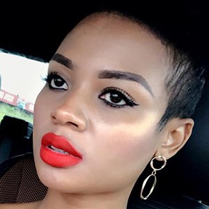 Sindi Dlamini Profile Picture
