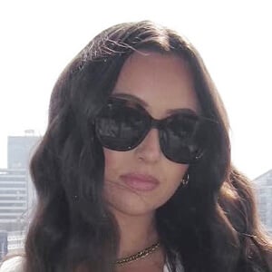 Georgie Dobson Profile Picture