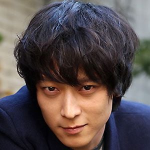 Kang Dong-won - Bio, Family, Trivia | Famous Birthdays