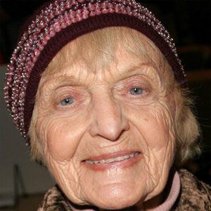 Ellen Dow - Trivia, Family, Bio | Famous Birthdays