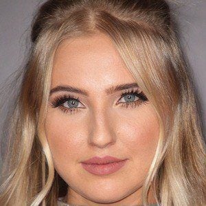 Veronica Dunne Profile Picture