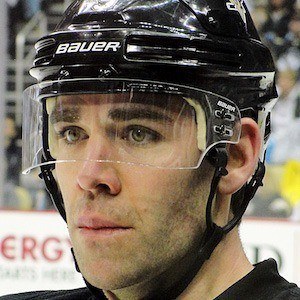 Pascal Dupuis Unsigned Closeup in Ready Stance 8x10 Photo