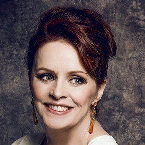 Sheena Easton Profile Picture