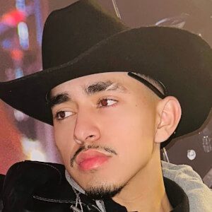 El Uziel Profile Picture