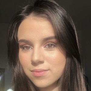 Chloe-Elizabeth Elliott Profile Picture