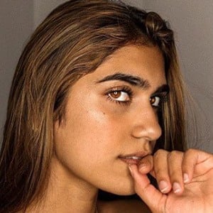Tandis Esfandiari Profile Picture