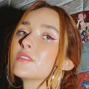 Camila Esguerra Profile Picture