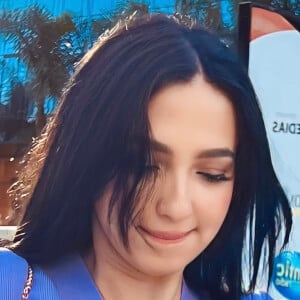 Aya Essemlali Profile Picture