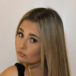 Evalouisepage Profile Picture