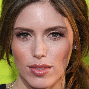 Kayla Ewell Profile Picture