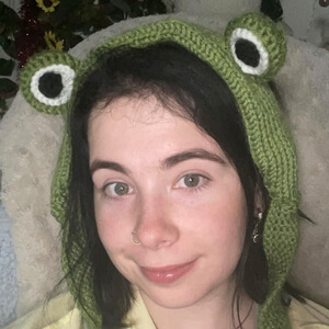 ezlilyy Profile Picture