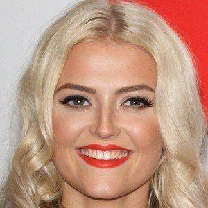 Lucy Fallon Profile Picture