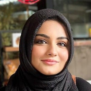 Zainab Fatima Profile Picture