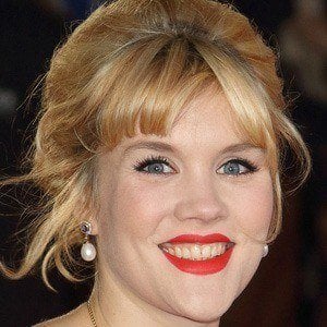 Emerald Fennell - Bio, Facts, Family | Famous Birthdays