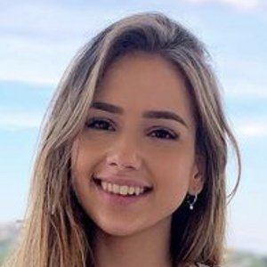 Isabela Fernandez Profile Picture