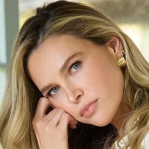 Sara Foster
