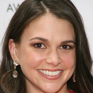 Sutton Foster Profile Picture