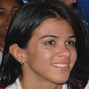 Claudia Gadelha Headshot 