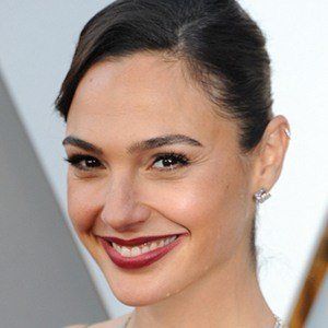 Gal Gadot Bio Facts Family Famous Birthdays