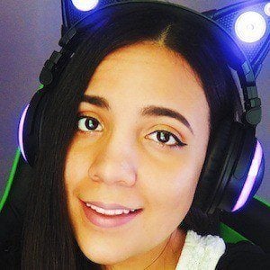 Gamingmermaid Bio Family Trivia Famous Birthdays - roblox gaming mermaid