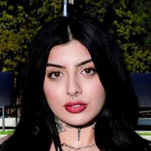 Dianna Geiny Profile Picture