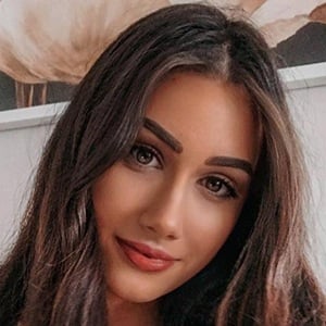 Angela Giakas Profile Picture